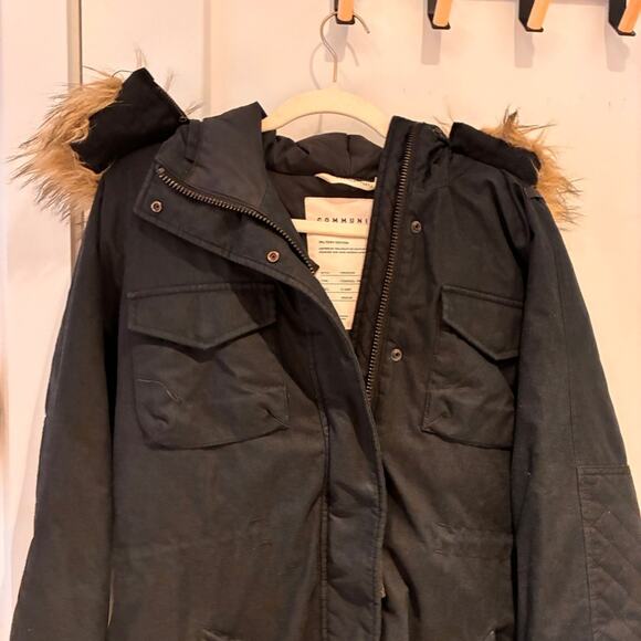 Aritzia parka with Fur Trim - Picture 3 of 10